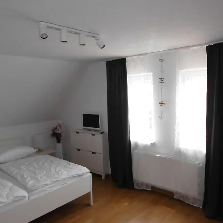 Friesenhuske בית נופש *